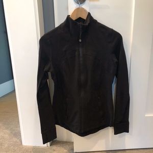 Black Lululemon Long Sleeve Jacket with Black Zip